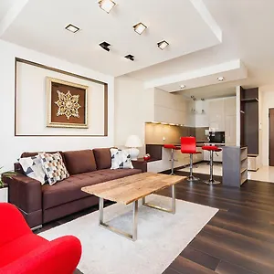 With Private Parking - Lubicz 17 Street Apartament
